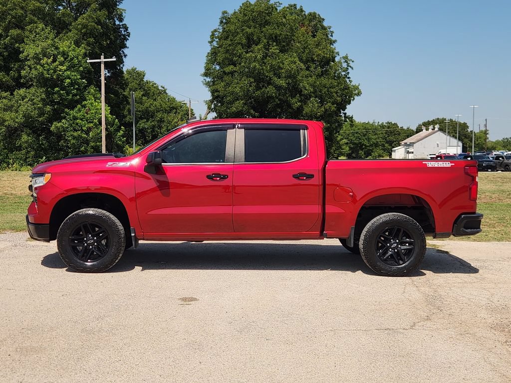 Used 2023 Chevrolet Silverado 1500 LT Trail Boss AWD/4WD image 4