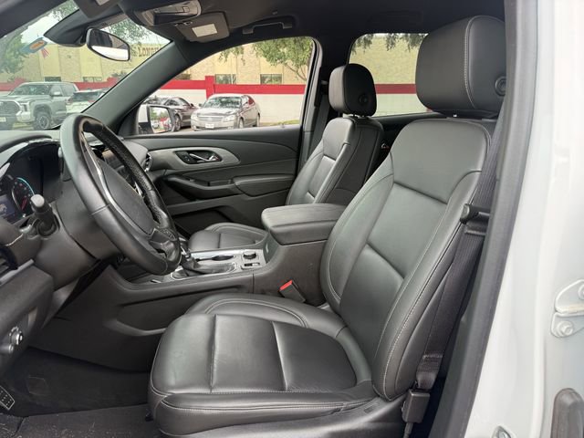 Used 2023 Chevrolet Traverse LT FWD image 25