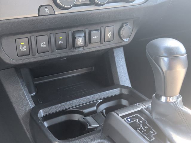 Used 2023 Toyota Tacoma TRD Sport w/ Technology Package RWD image 10