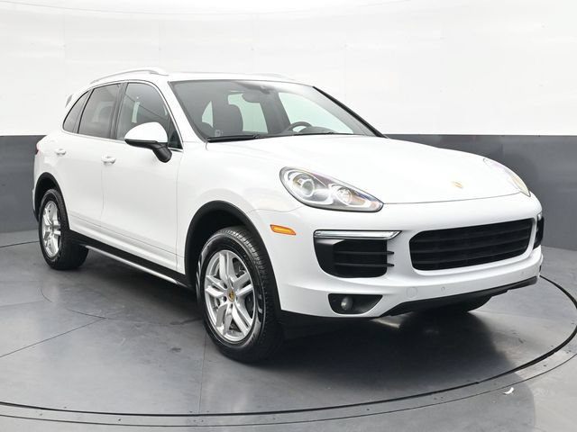 Used 2017 Porsche Cayenne Platinum Edition AWD/4WD image 2