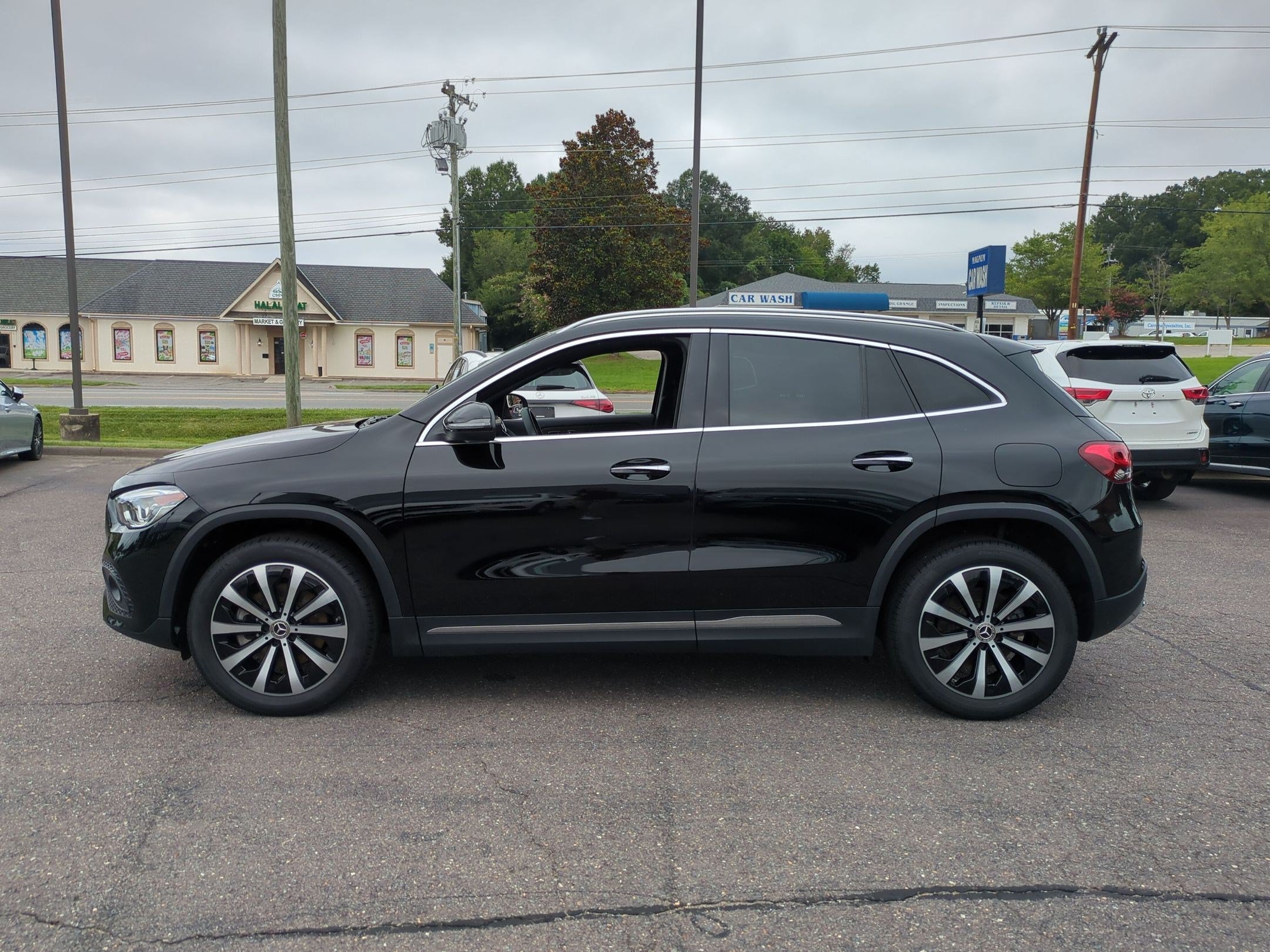 Certified 2023 Mercedes-Benz GLA 250 4MATIC image 6