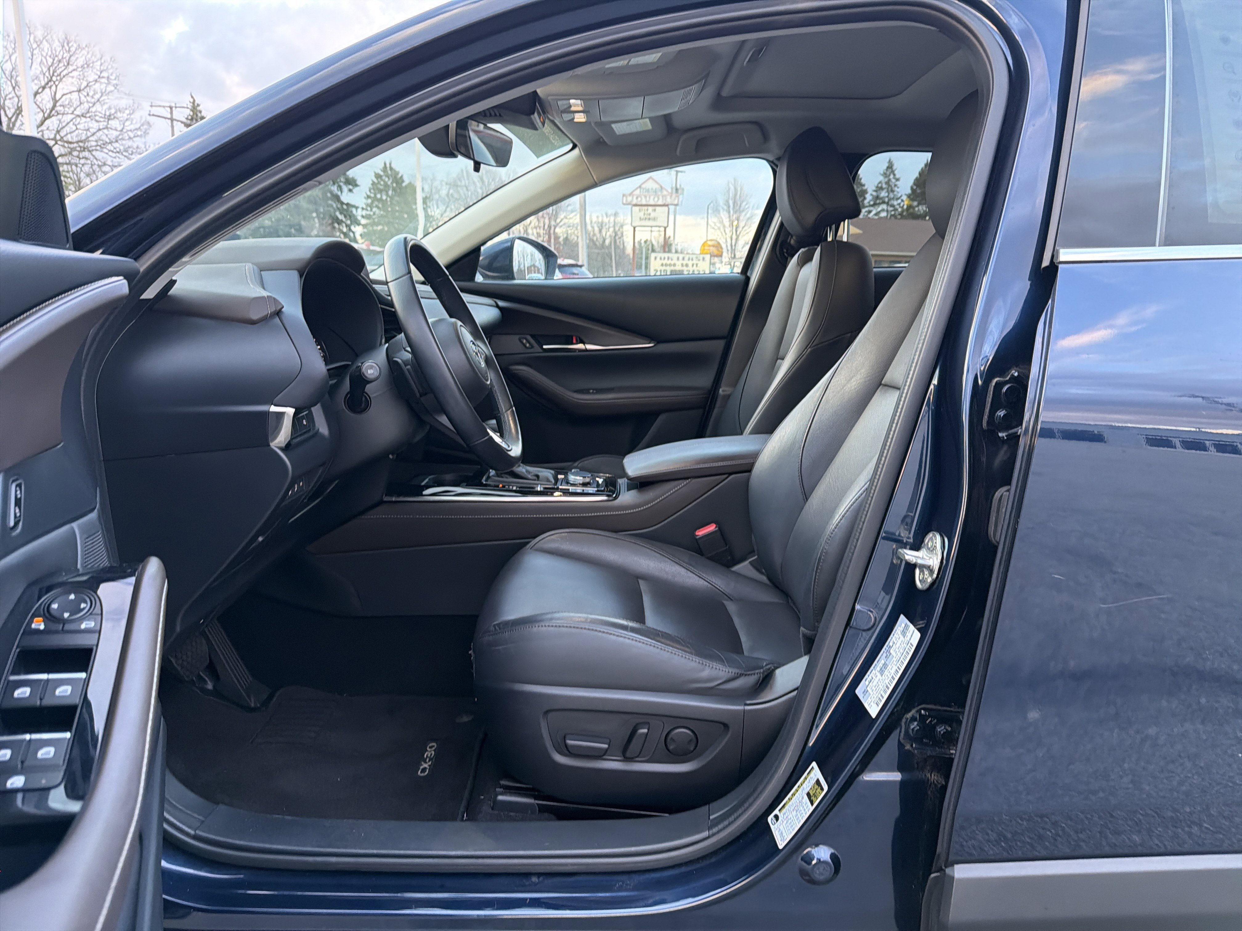 Certified 2023 MAZDA CX-30 AWD 2.5 S w/ Premium Package image 11