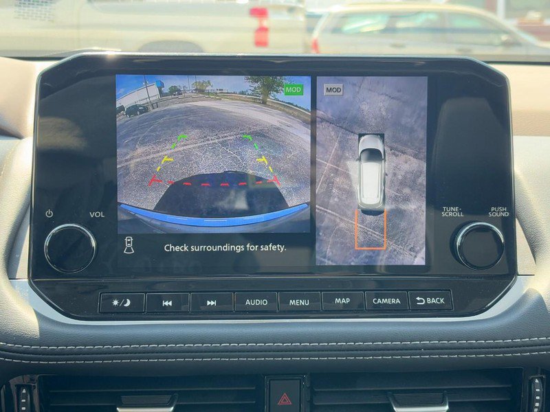 Used 2023 Nissan Rogue SL w/ SL Premium Package image 22