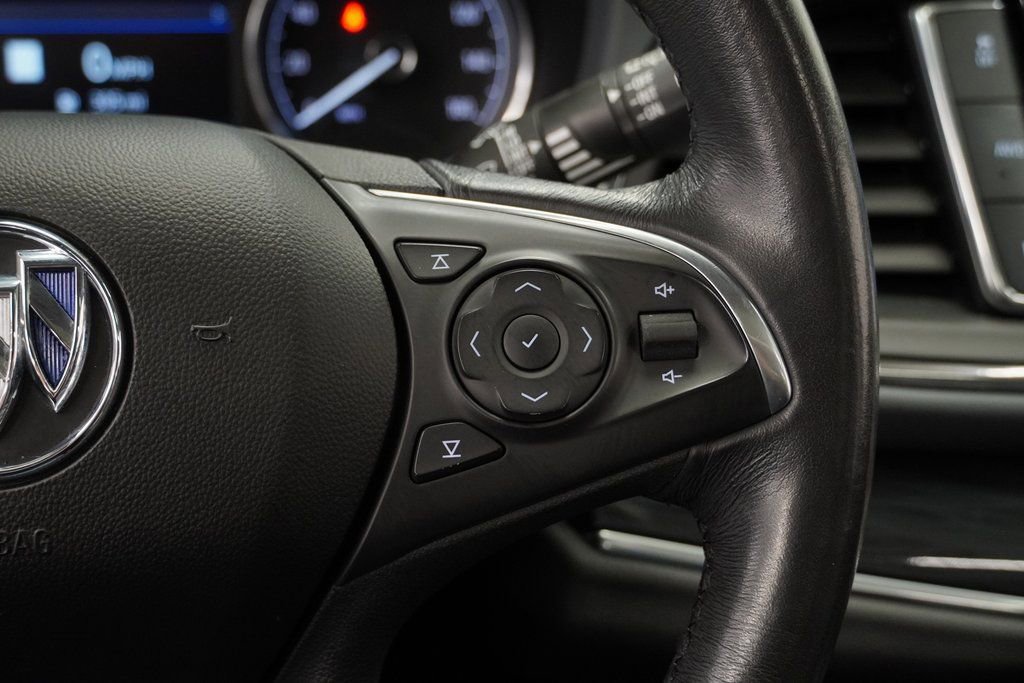 Used 2021 Buick Enclave Essence w/ Sport Touring Edition image 35