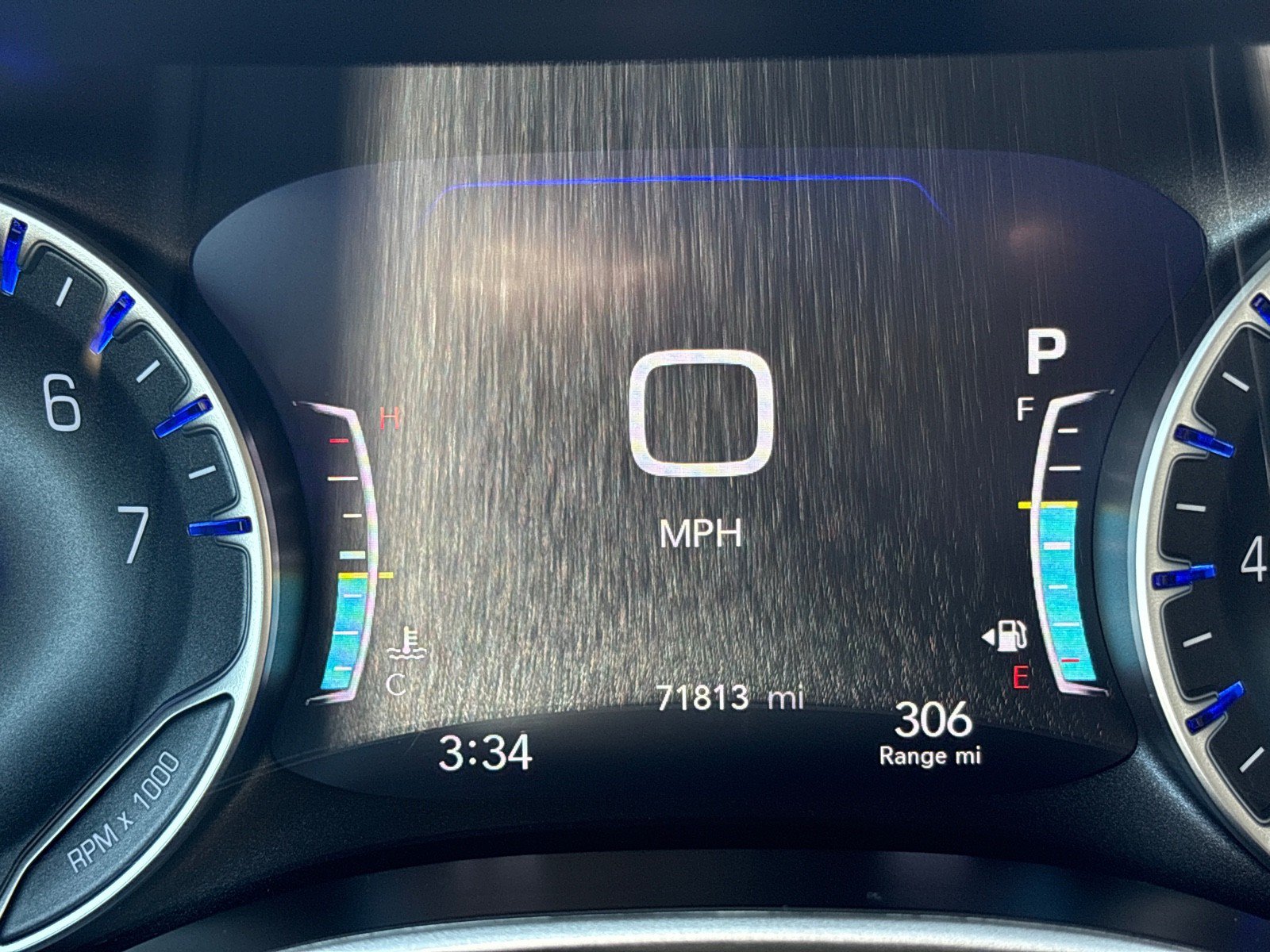 Used 2024 Chrysler Pacifica Touring-L FWD image 16