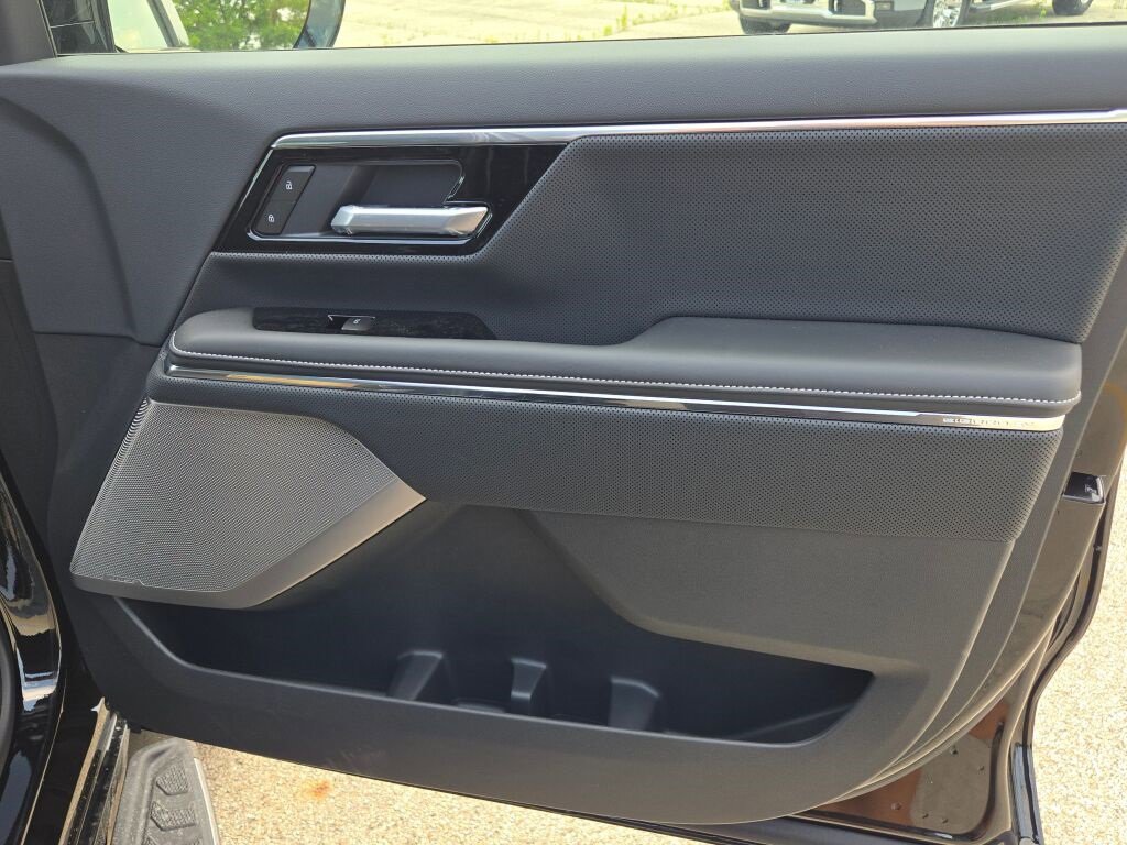 New 2026 GMC Sierra EV Denali image 5