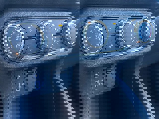 New 2025 Nissan Versa S w/ Trunk Package image 23