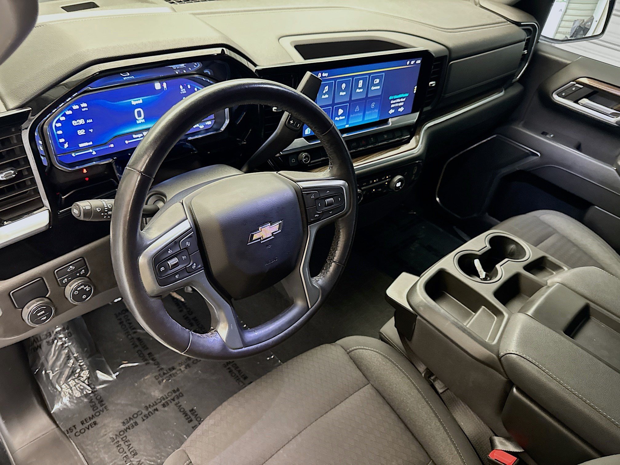Used 2022 Chevrolet Silverado 1500 LT w/ Protection Package RWD image 7