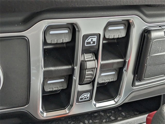 New 2025 Jeep Gladiator Sport image 22