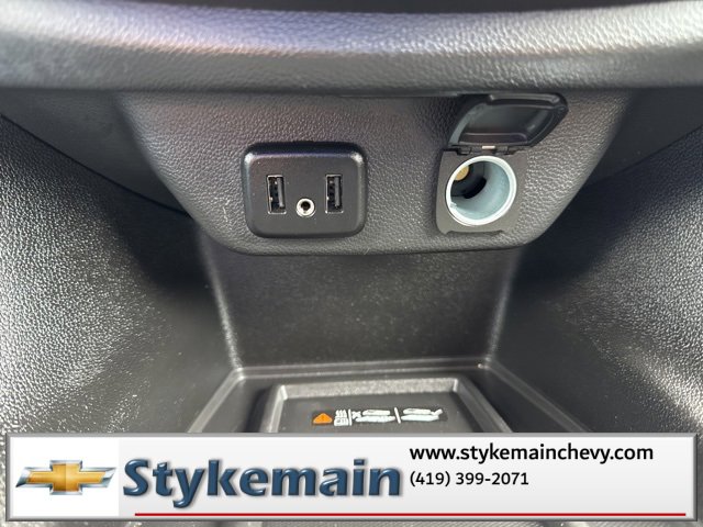 Used 2023 Chevrolet Traverse LT image 51