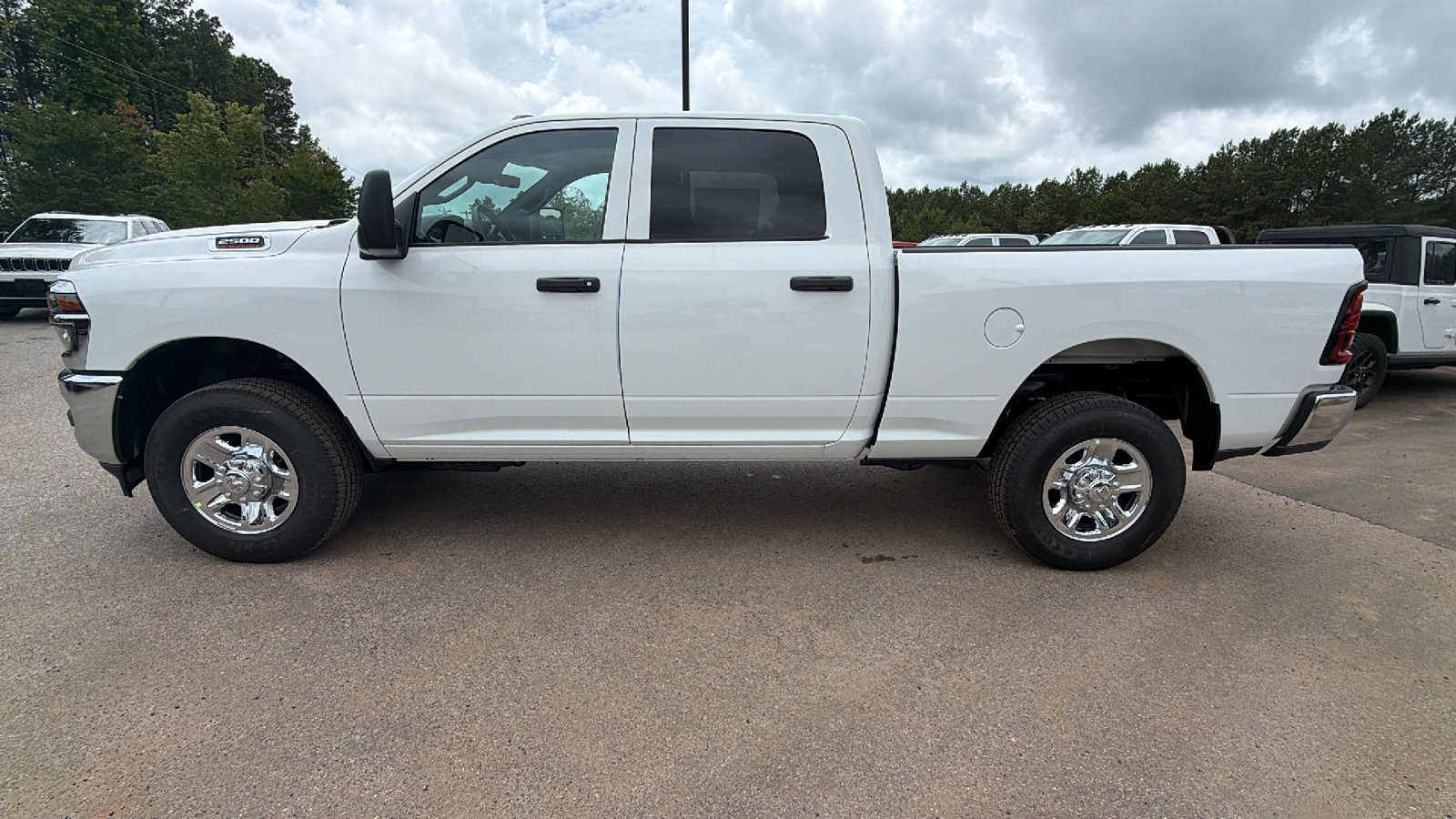 New 2026 RAM 2500 Tradesman w/ Chrome Appearance Group AWD/4WD image 11