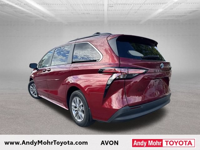 Used 2022 Toyota Sienna XLE FWD image 6