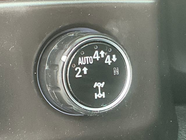 Used 2017 Cadillac Escalade Premium Luxury image 39