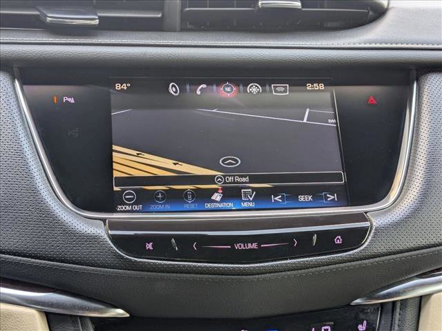 Used 2017 Cadillac XT5 Luxury FWD image 14
