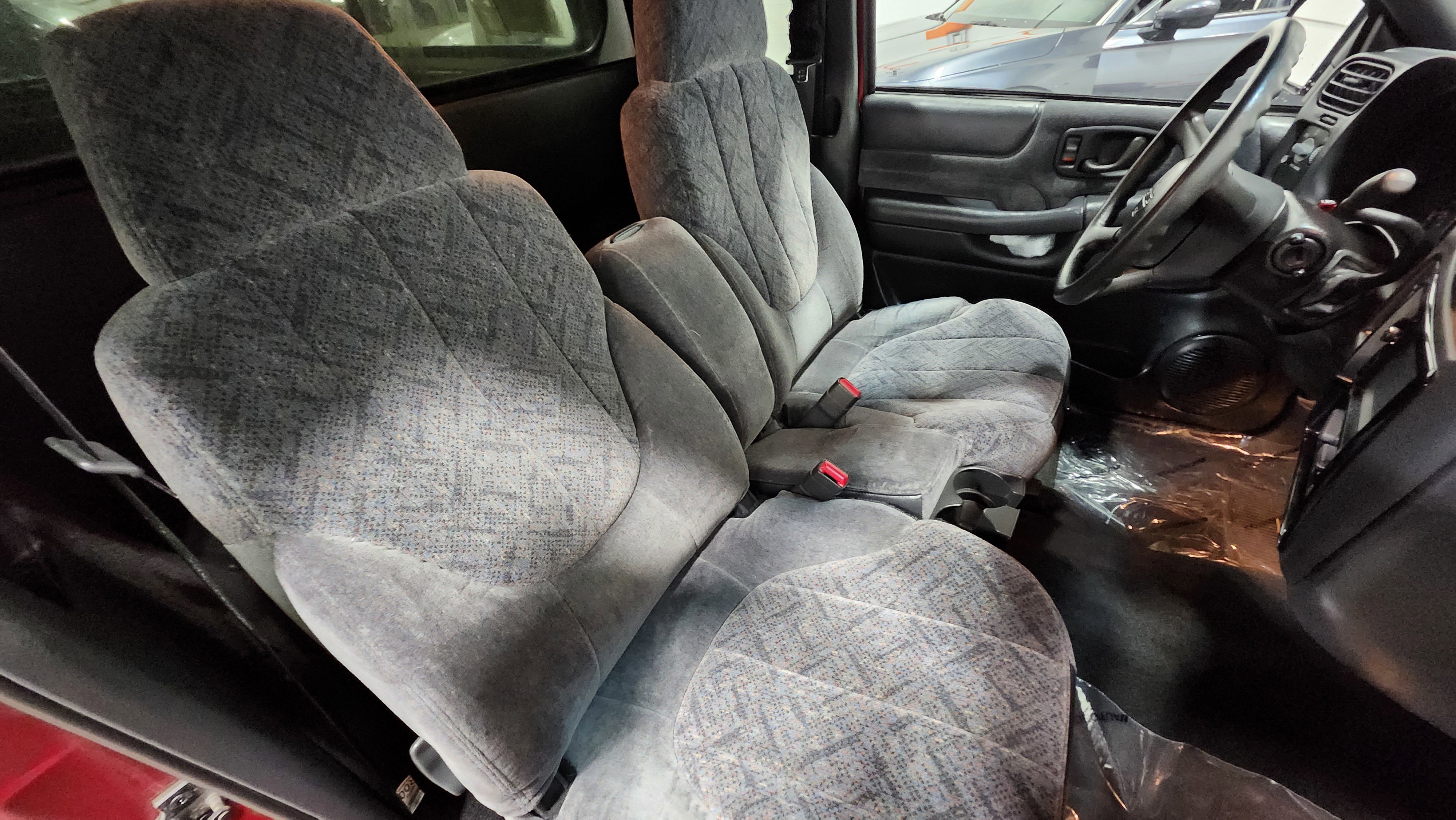 Used 2001 GMC Sonoma SLS w/ Super Spec Pkg 3 image 17