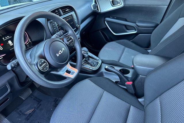 Used 2023 Kia Soul LX w/ Option Group 015 image 10