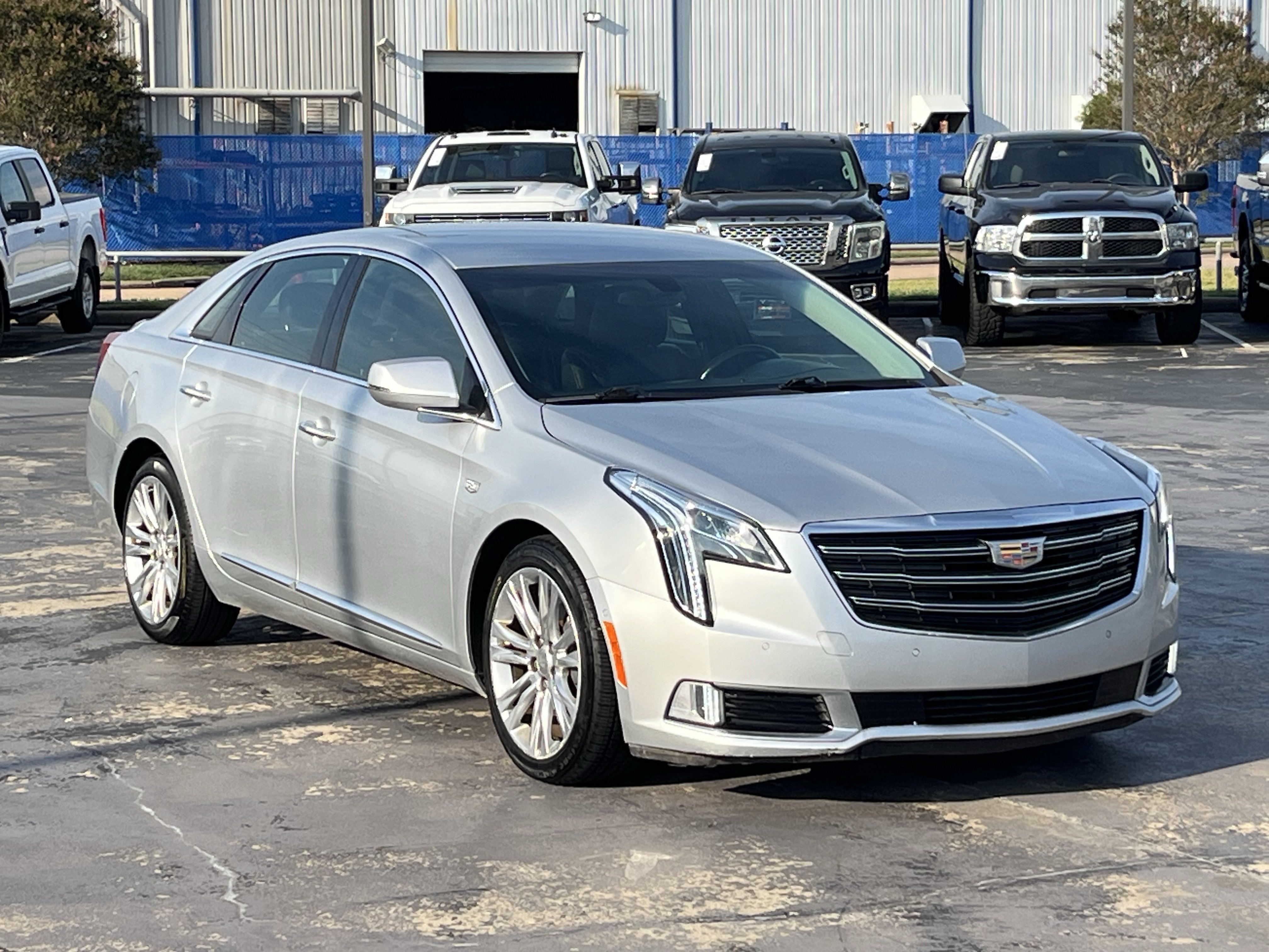 Used 2019 Cadillac XTS Luxury FWD image 5