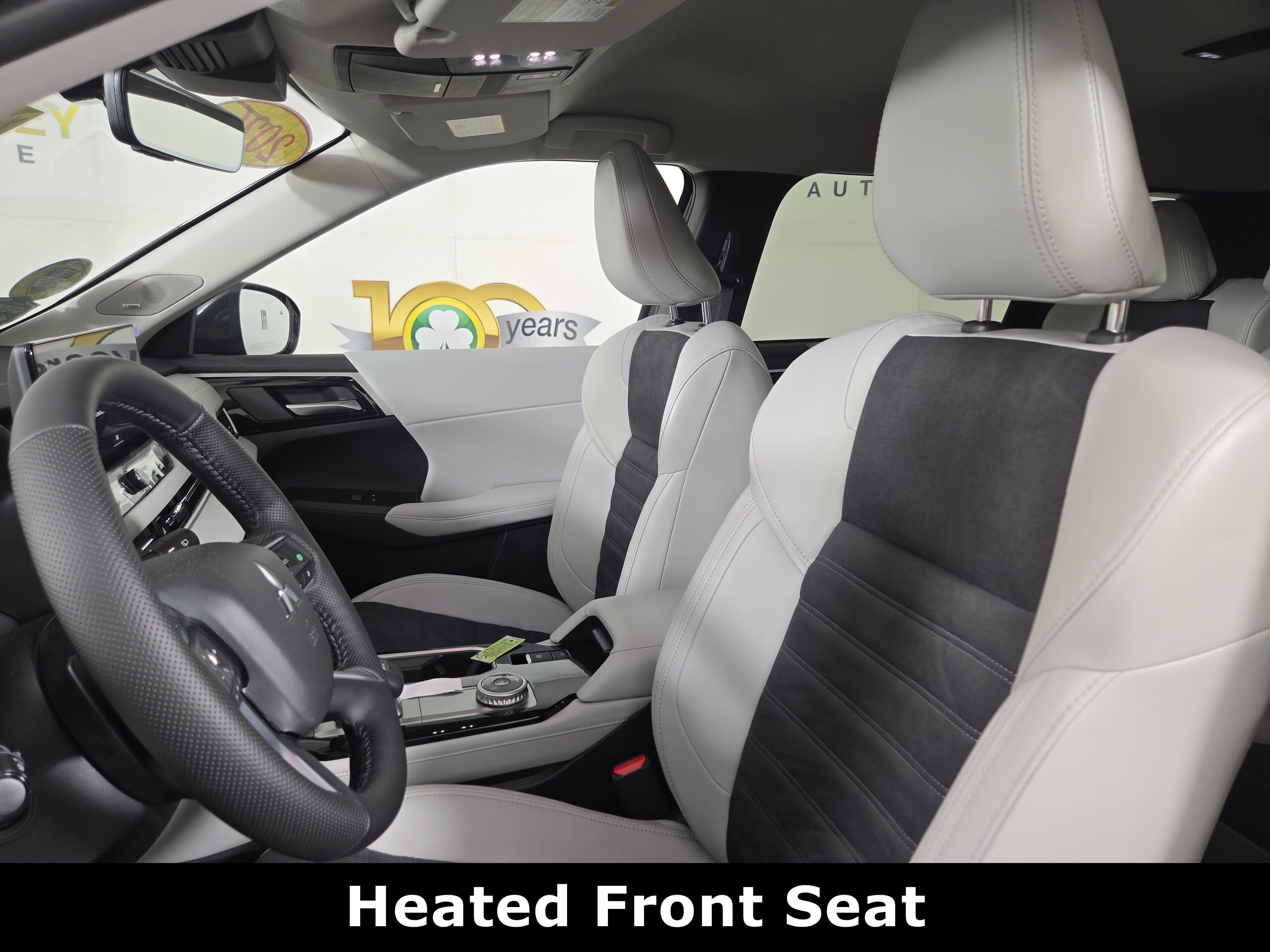 New 2026 Mitsubishi Outlander SE image 10