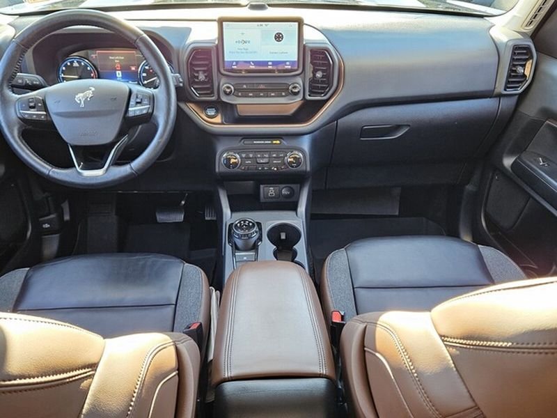 Used 2023 Ford Bronco Sport Outer Banks image 10