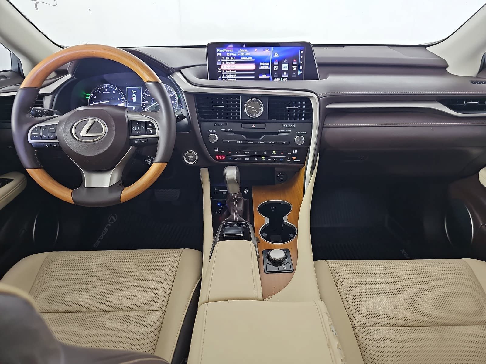 Used 2018 Lexus RX 350 FWD w/ Premium Package image 10