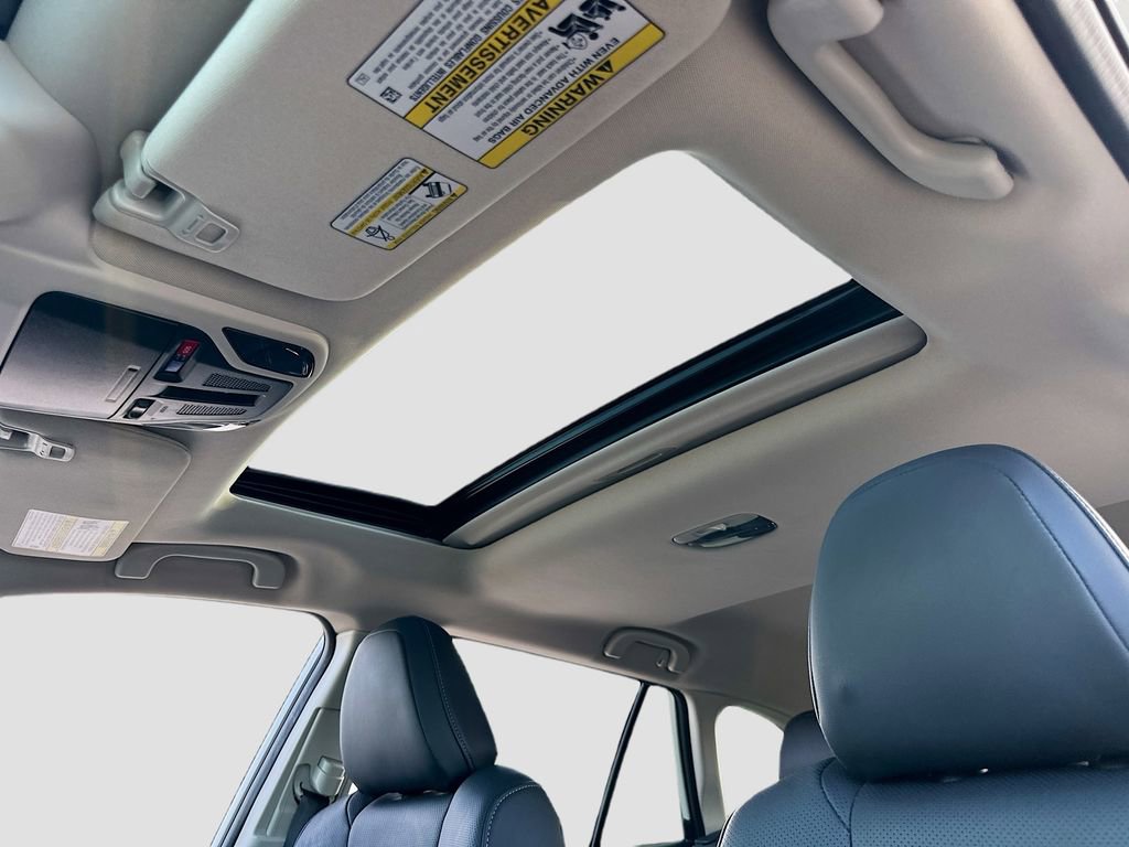 Used 2022 Subaru Outback Limited image 23