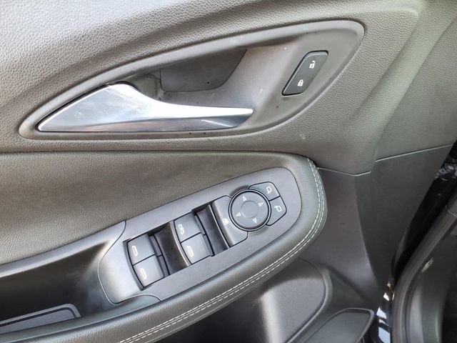 Used 2023 Buick Encore GX Preferred w/ Cold Weather Comfort Package FWD image 27