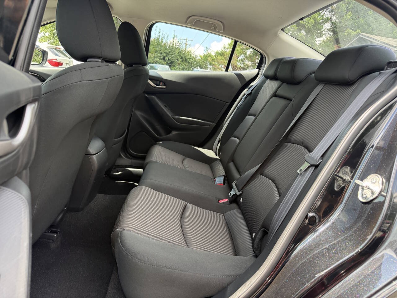 Used 2014 MAZDA MAZDA3 i Touring FWD image 11