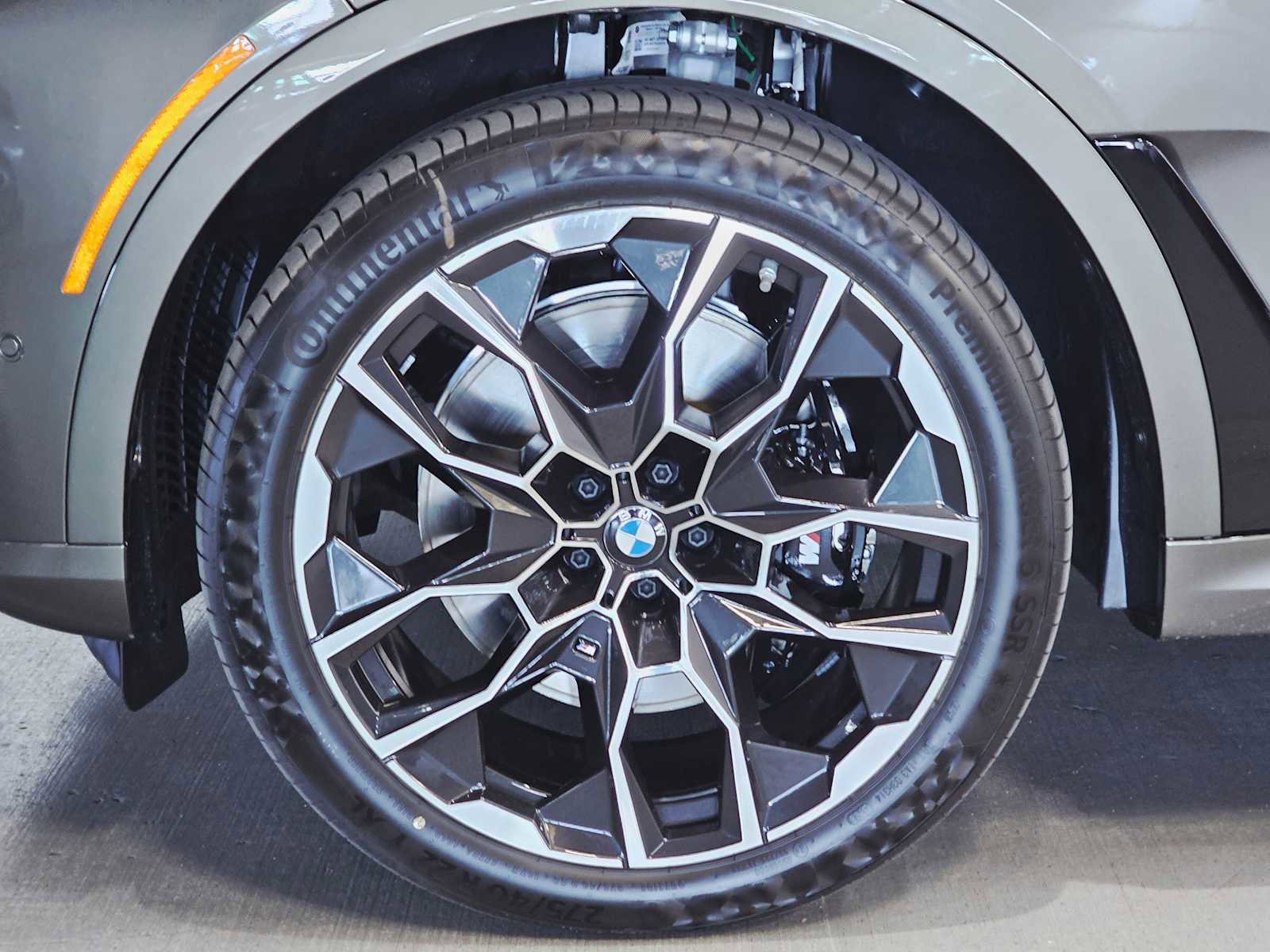 New 2026 BMW X7 M60i image 8