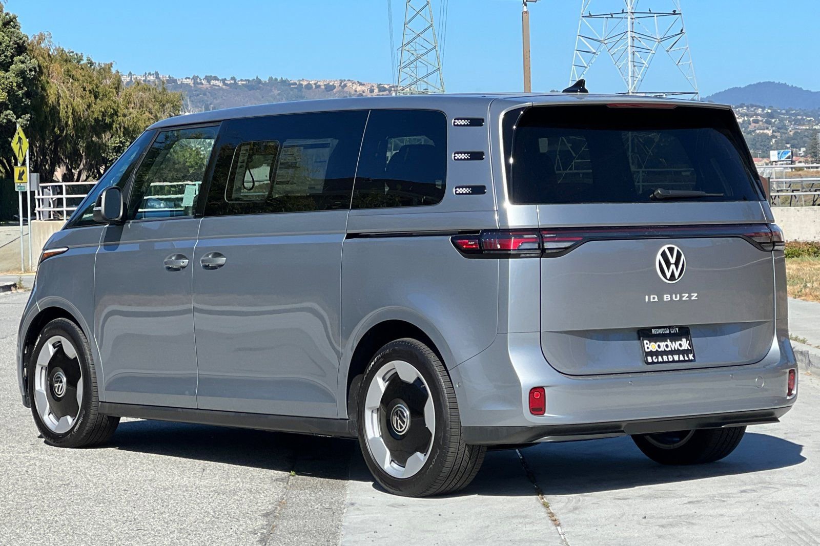 New 2025 Volkswagen ID. Buzz Pro S RWD image 6