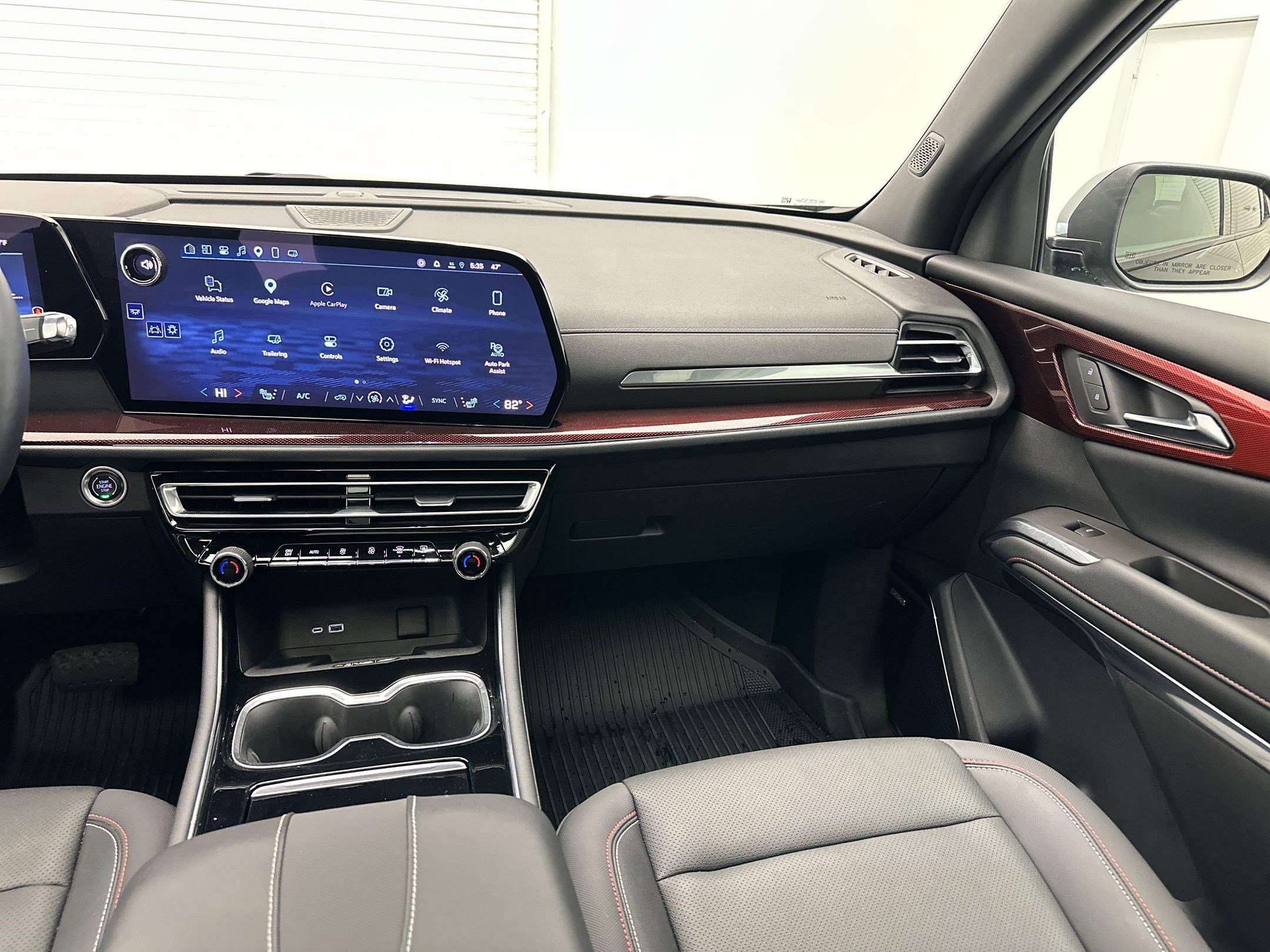 Certified 2025 Chevrolet Traverse Z71 w/ Enhanced Driving Package image 29