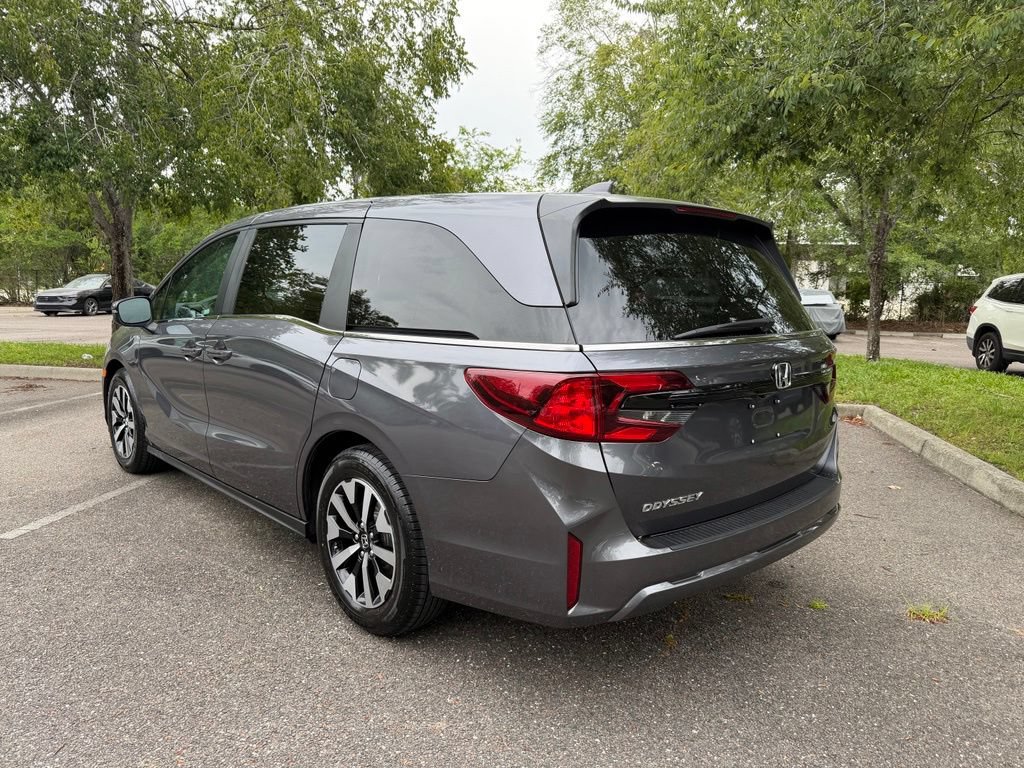 Used 2025 Honda Odyssey EX-L image 4