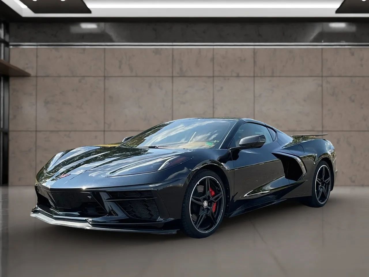 Used 2020 Chevrolet Corvette Stingray Premium Cpe w/ 3LT Preferred Equipment Group image 1
