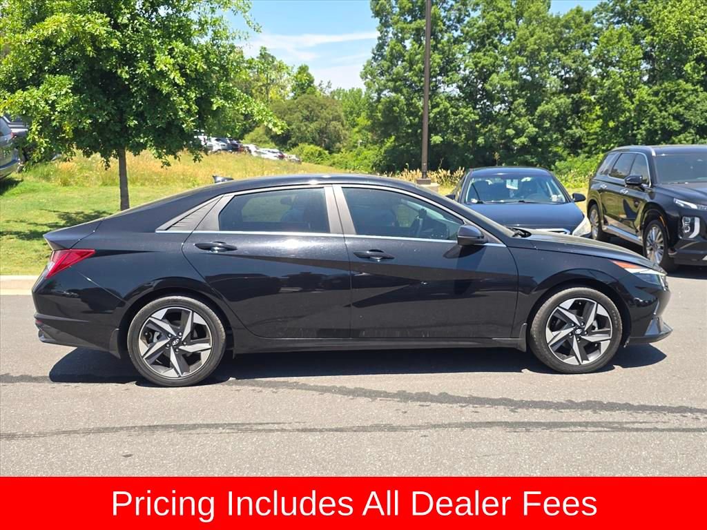 Certified 2023 Hyundai Elantra Limited FWD image 2