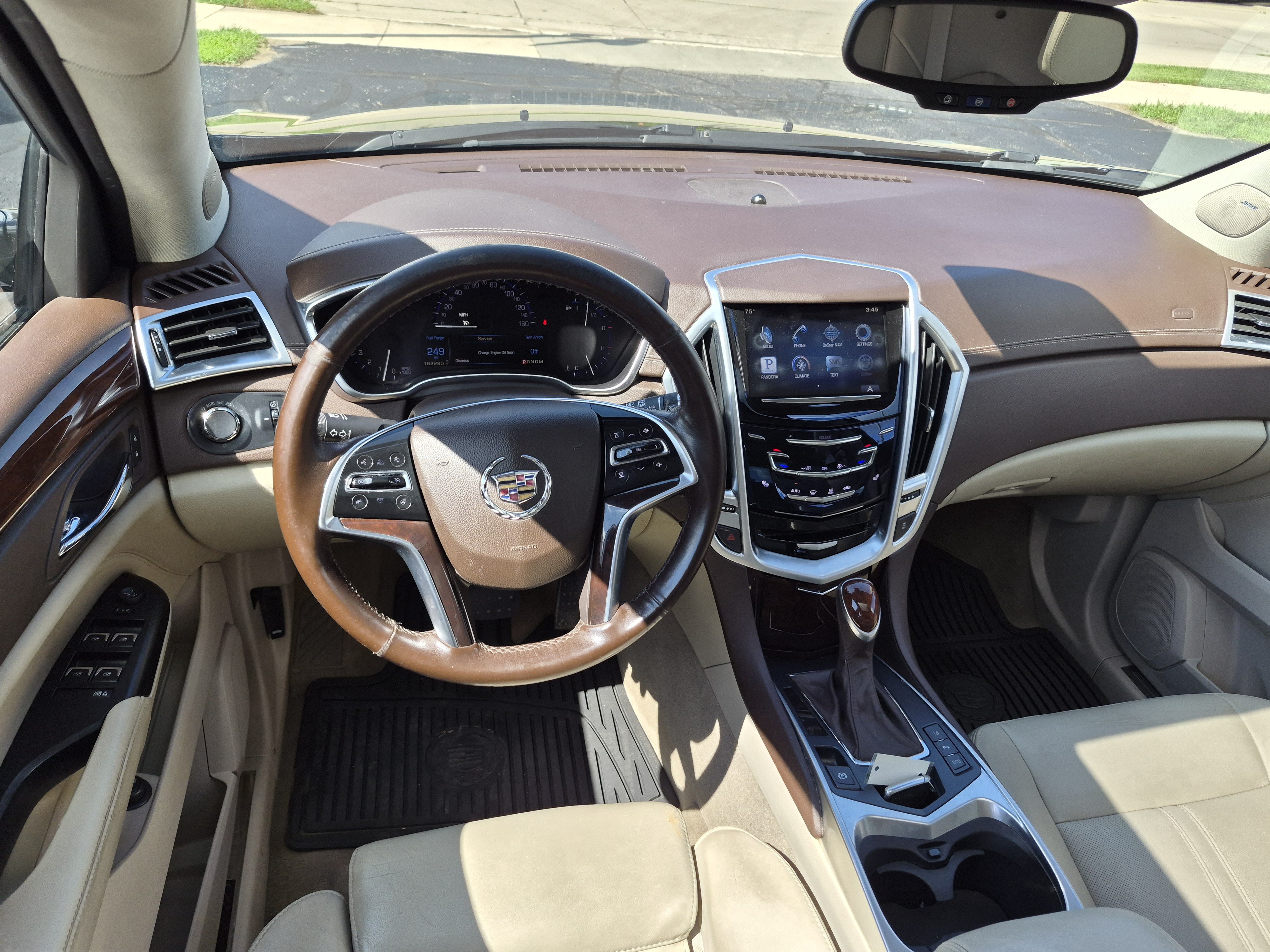 Used 2015 Cadillac SRX Luxury w/ Driver Awareness Package AWD/4WD image 16