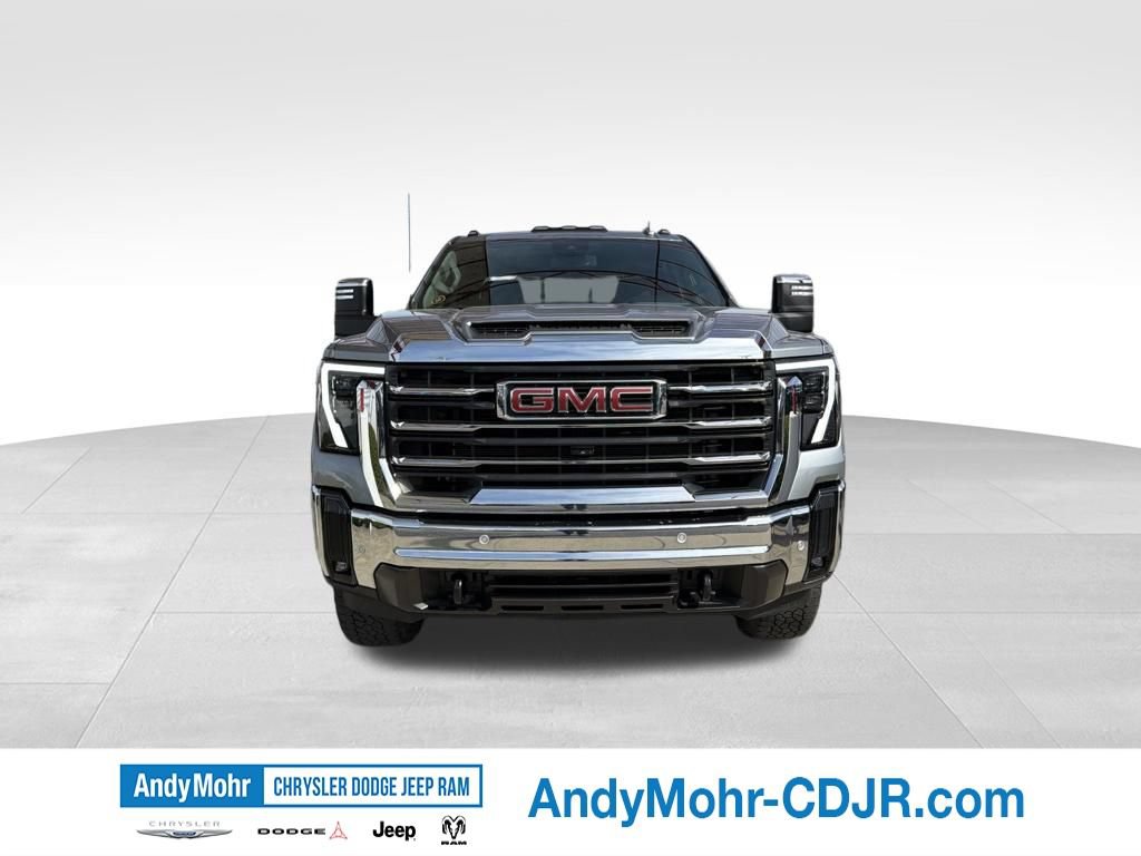 Used 2024 GMC Sierra 2500 SLT w/ SLT Premium Package AWD/4WD image 2