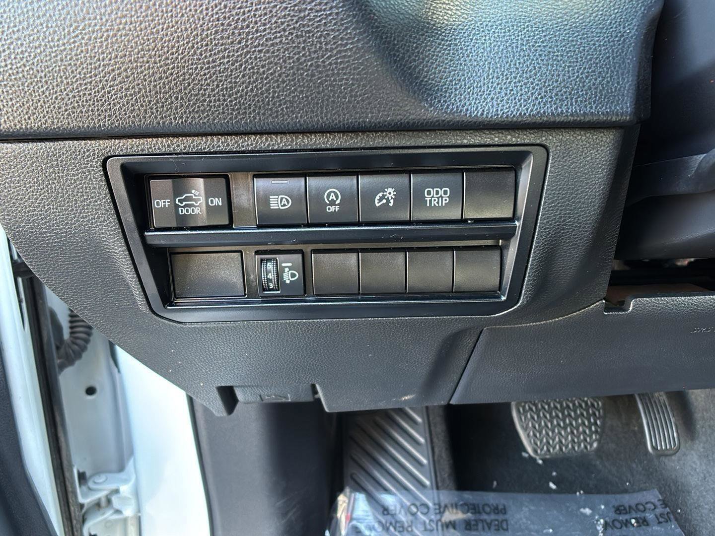 Used 2023 Toyota Tundra SR image 27