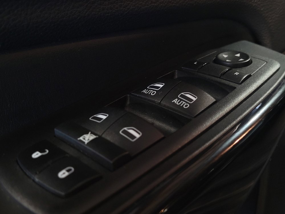 Used 2023 Jeep Cherokee Altitude Lux image 27