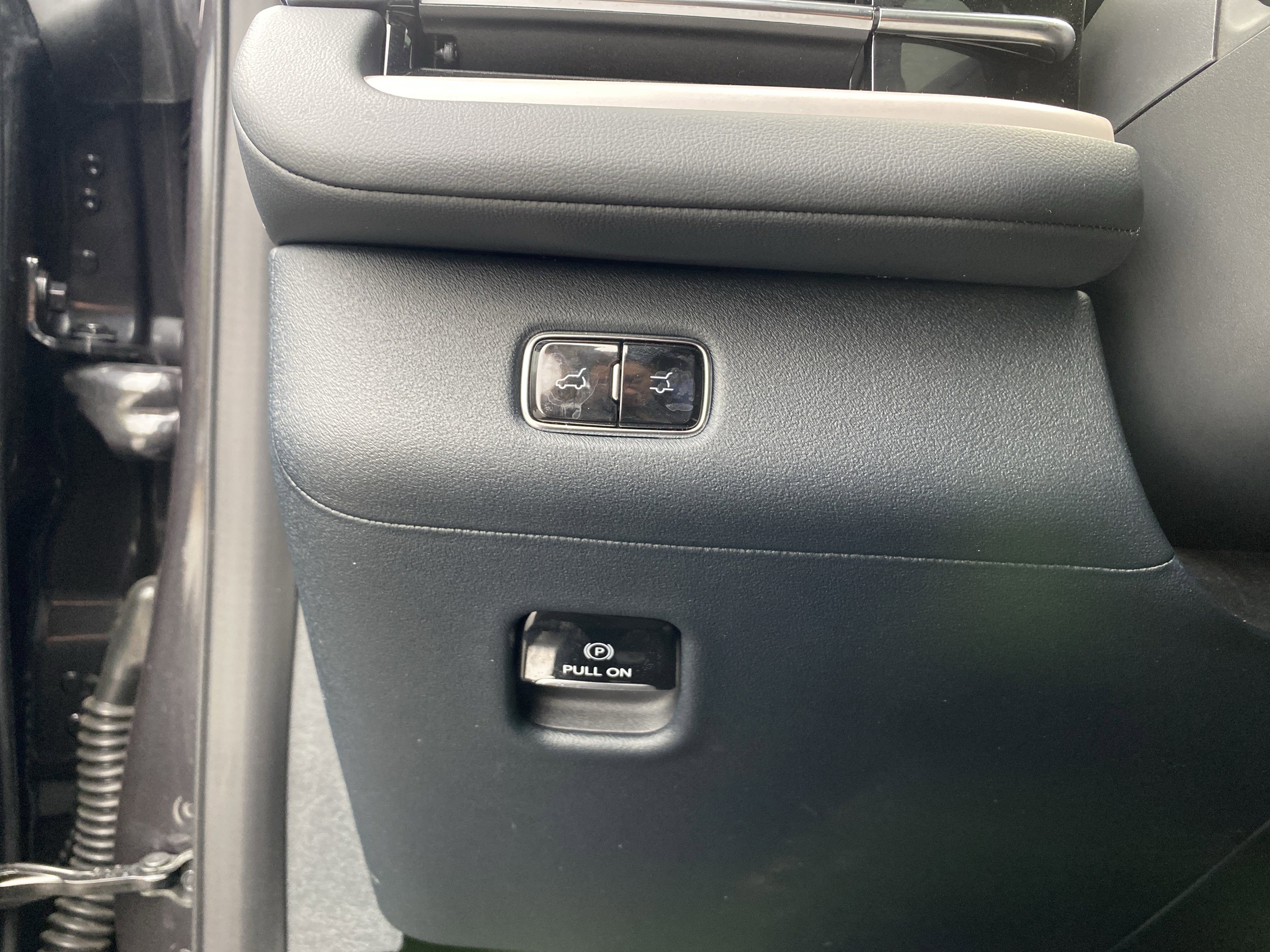 Used 2025 Lincoln Navigator Reserve w/ Jet Appearance Package image 25