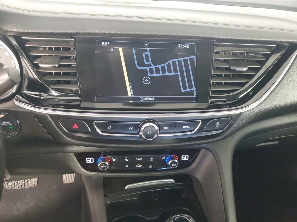 Used 2018 Buick Regal Essence w/ Driver Confidence Package #1 image 16