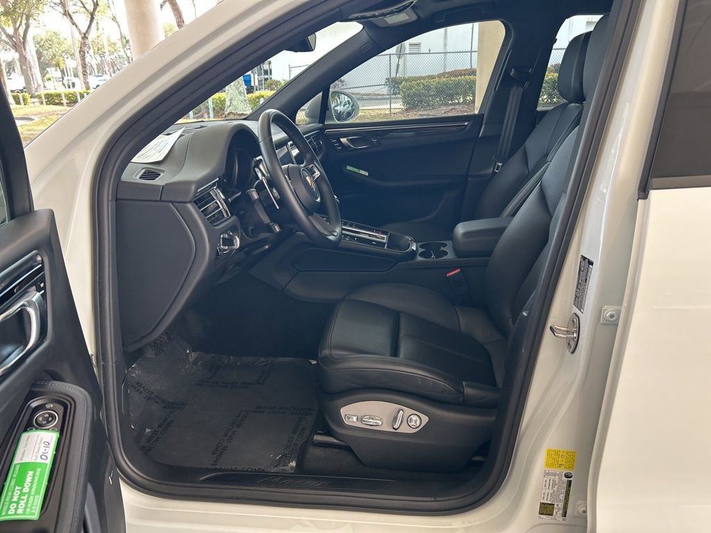 Used 2022 Porsche Macan image 5