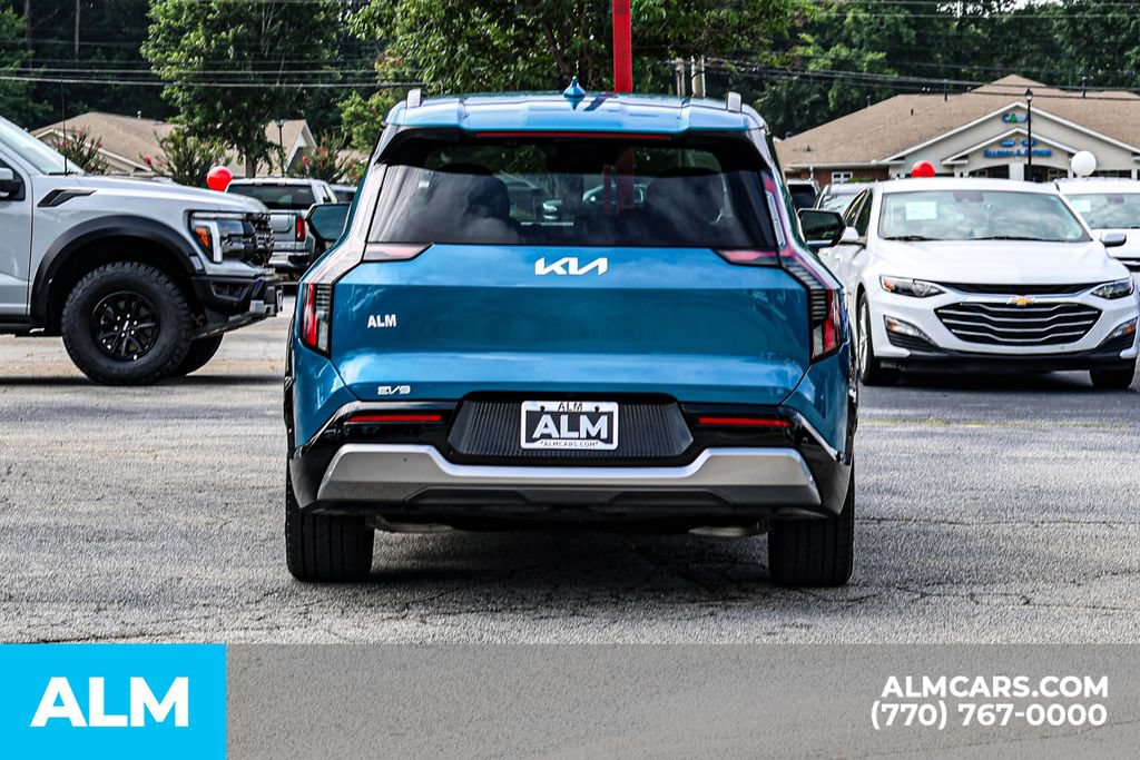 Used 2024 Kia EV9 Land AWD/4WD image 12