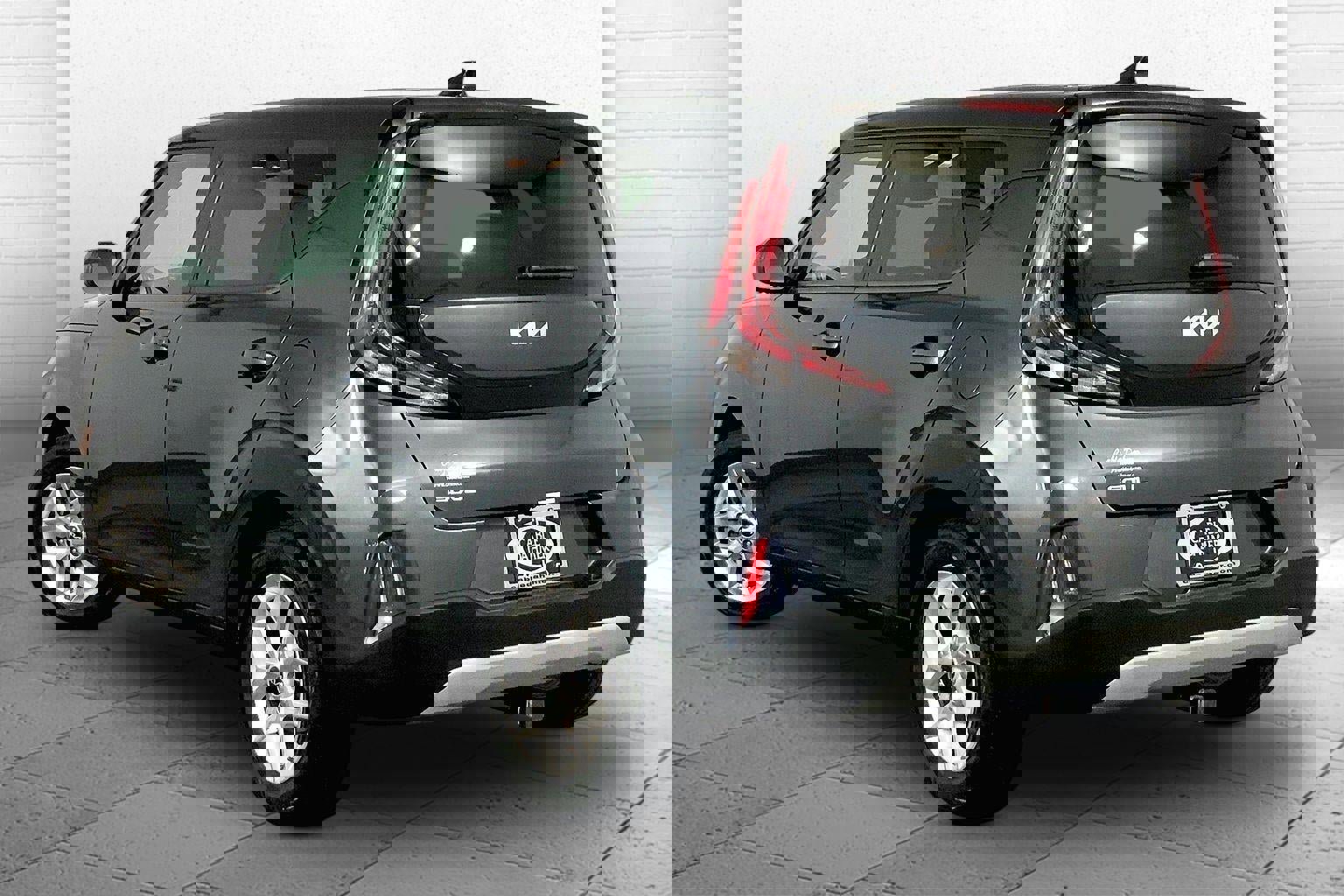 Certified 2023 Kia Soul S FWD image 11