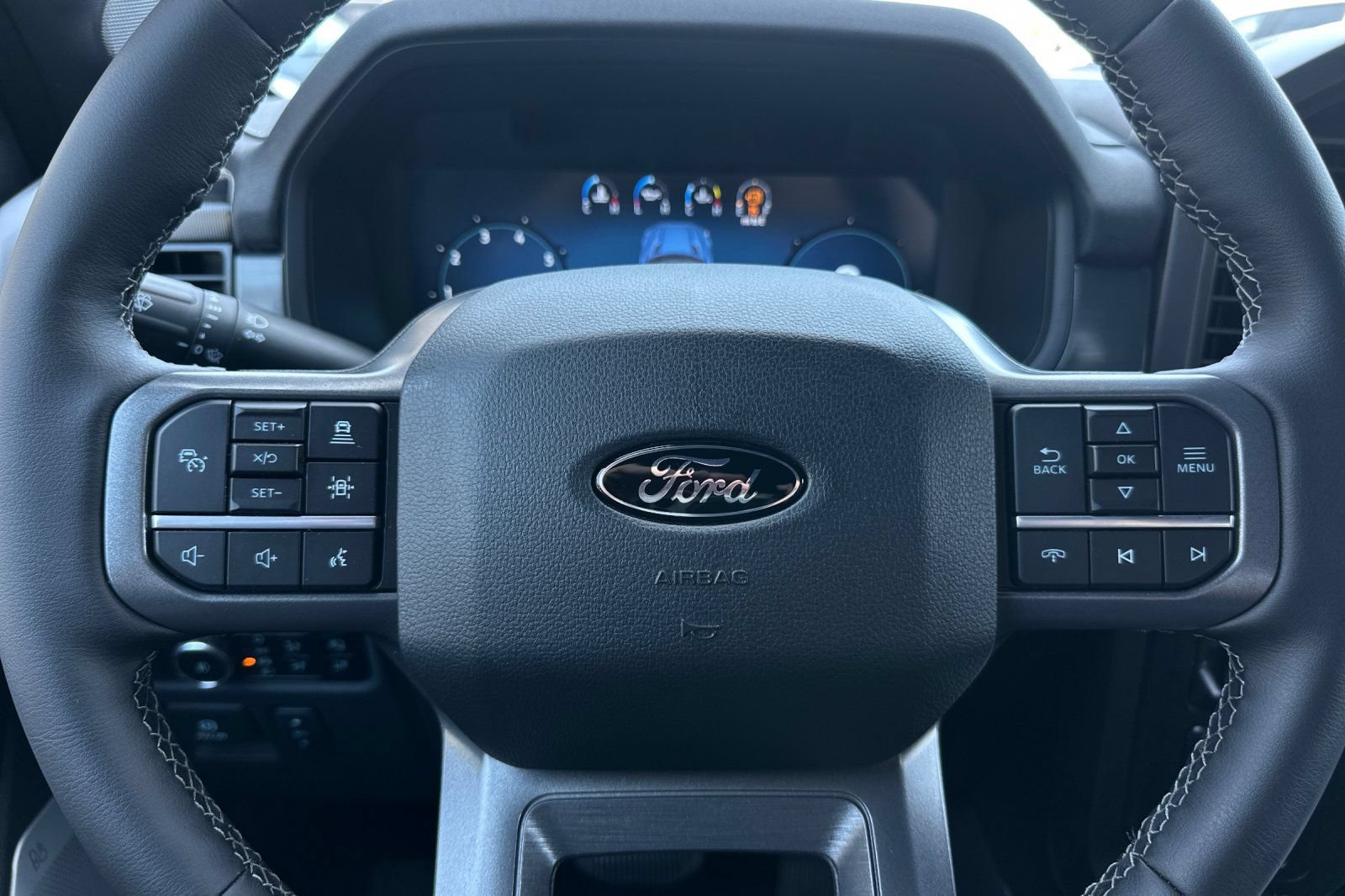 New 2026 Ford F150 Lariat w/ Equipment Group 502A High AWD/4WD image 22