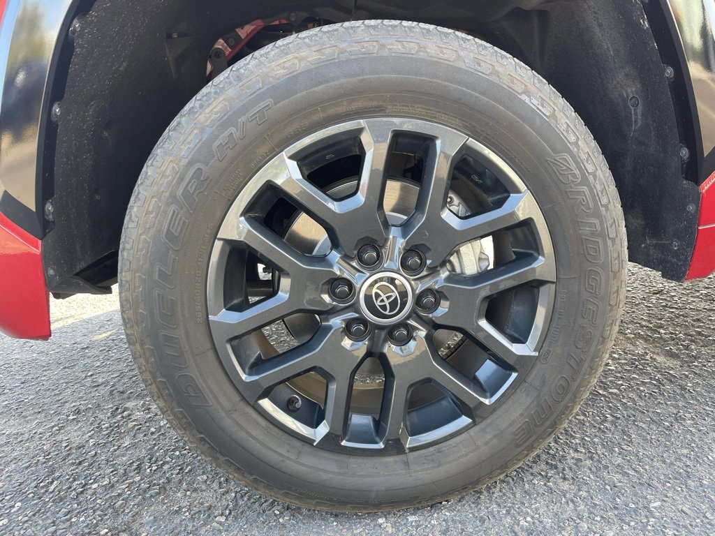 Used 2024 Toyota Tundra Platinum image 19