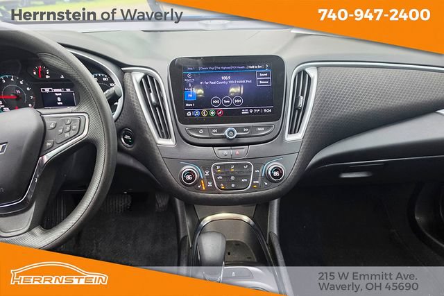 Used 2023 Chevrolet Malibu LT FWD image 9
