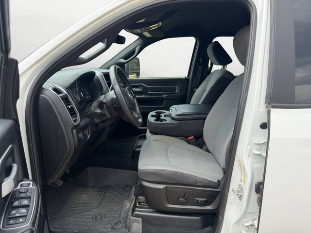 Used 2024 RAM 3500 Big Horn AWD/4WD image 9