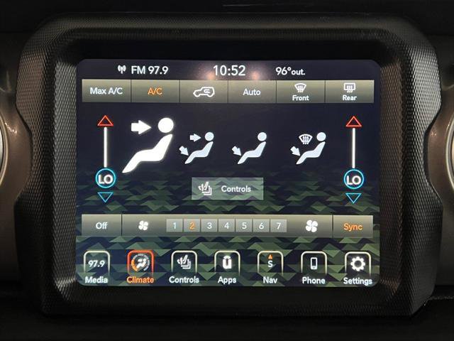 Certified 2022 Jeep Wrangler Unlimited Sahara w/ Cold Weather Group image 26