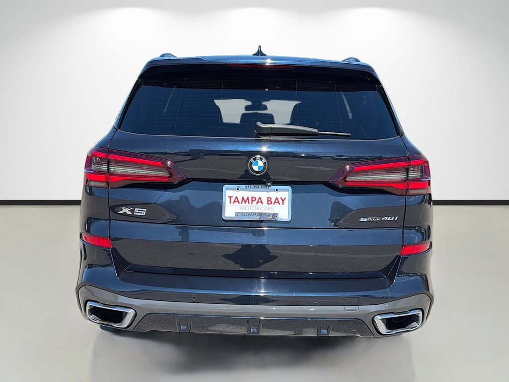 Used 2021 BMW X5 sDrive40i w/ M Sport Package image 4