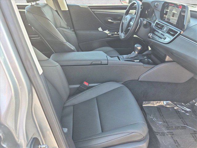 Used 2024 Lexus ES 350 w/ Accessory Package (Z2) FWD image 22