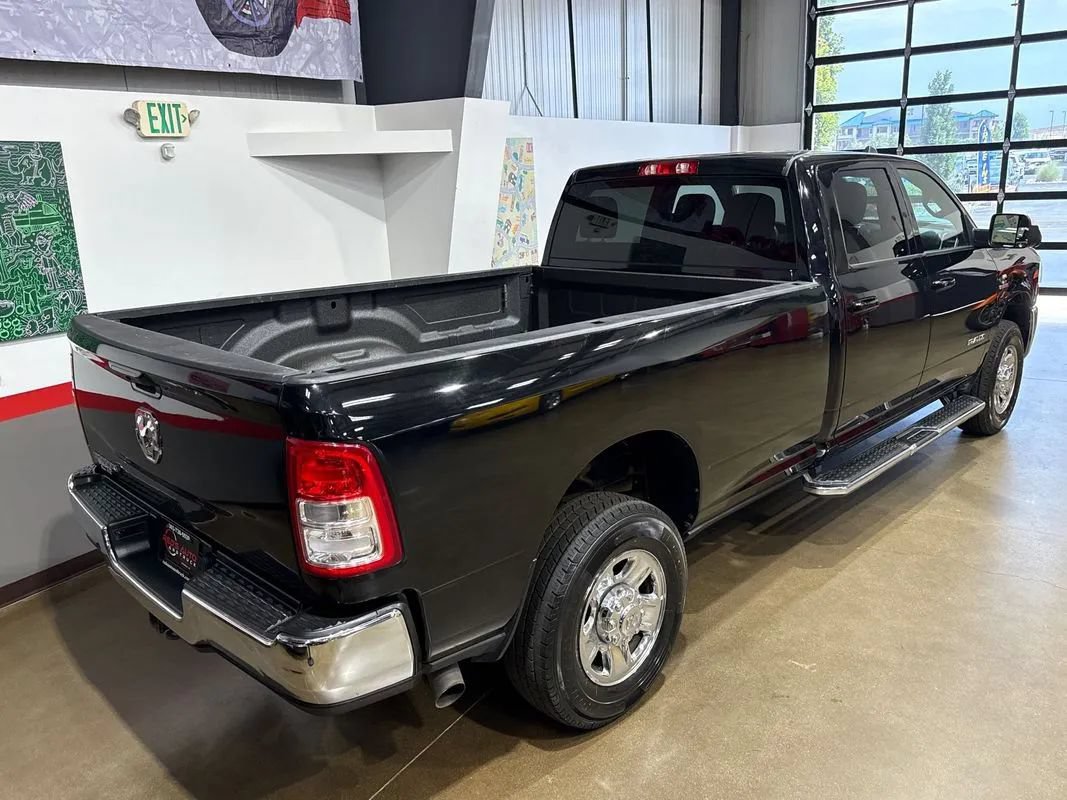 Used 2022 RAM 2500 Big Horn AWD/4WD image 39